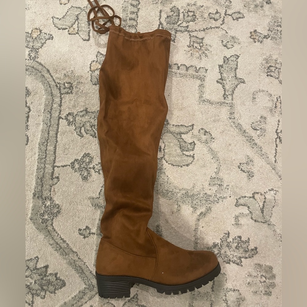 *clearance*Over the knee boots